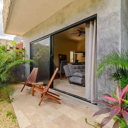 1Br With Private Terrace Apartment
